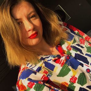 Meet your Posher, Lara